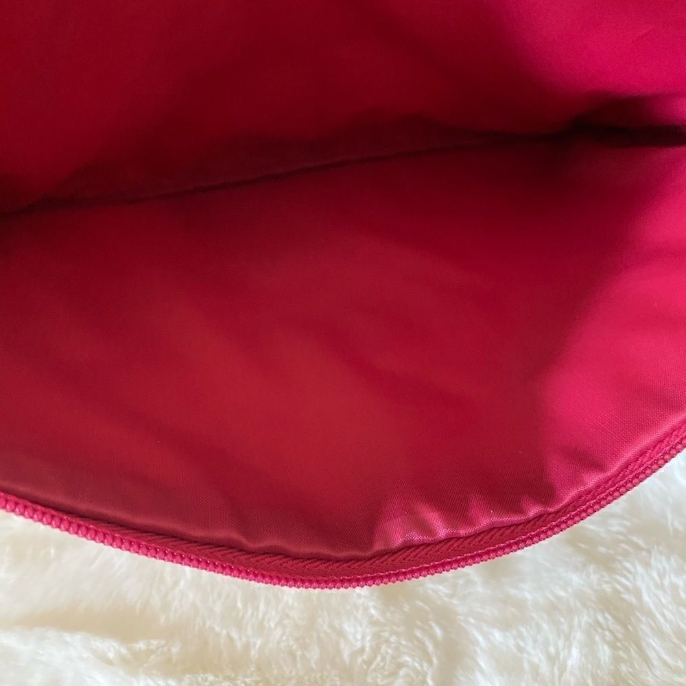 NWOT Estée Lauder Makeup pouch. - Picture 3 of 6